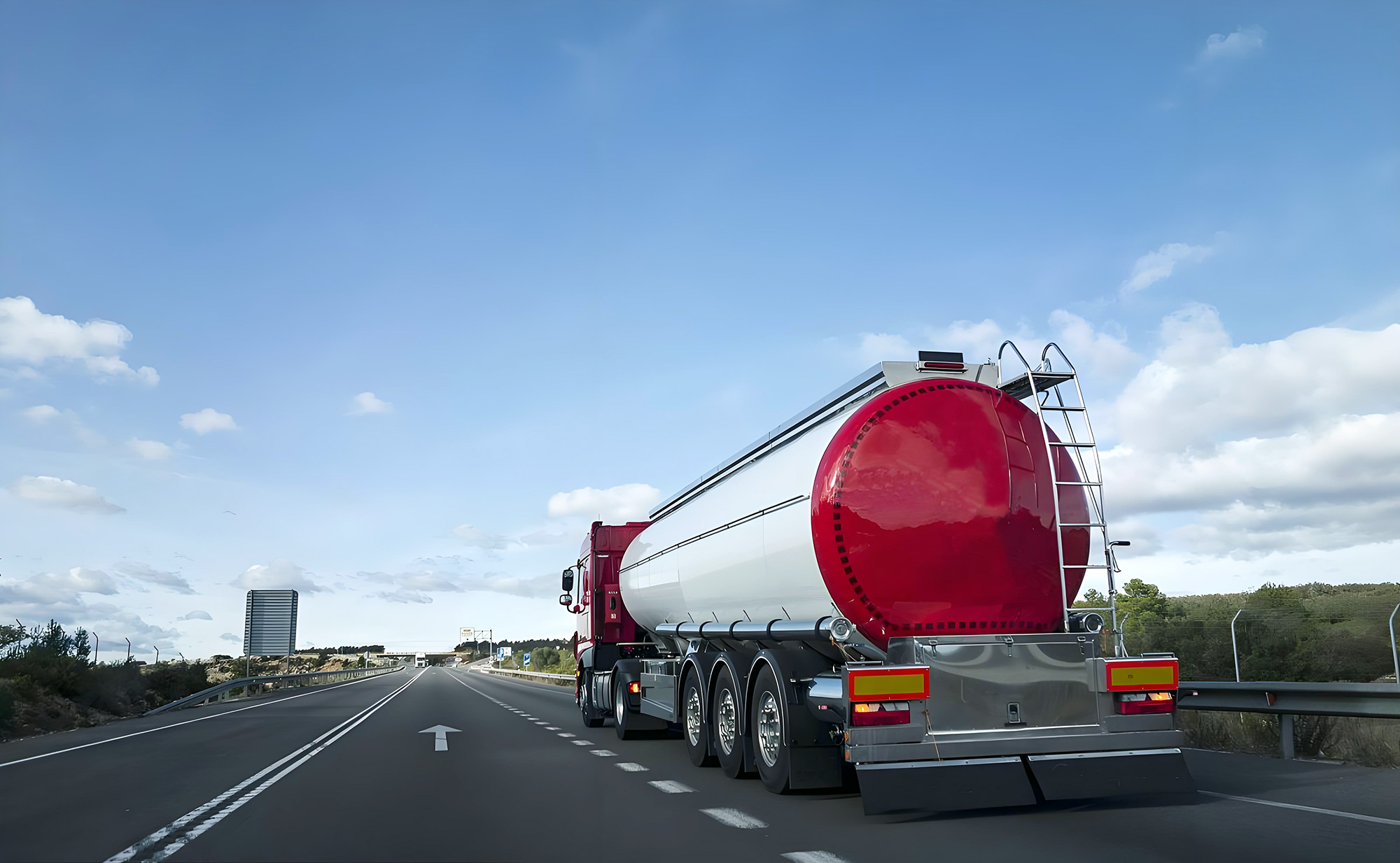 成品油智能配送管理 油罐车运输监控